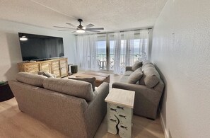 TV - Breakers C52 - Direct Gulf Front (Orange Beach)