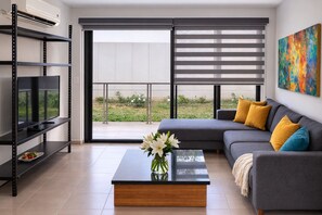 Smart TV, books - Pet-Friendly 2BR Condo - Pool - Near Bucerias, Flamingos & Vidanta (Tondoroque)
