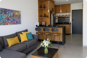 Living area - Modern 2 bedroom apartment with pool - Near Nuevo Vallarta and Bucerías (Tondoroque)