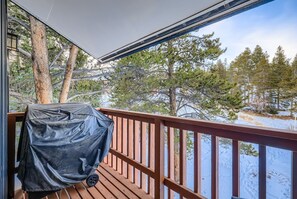 Property grounds - Four O'Clock Lodge Condo- close to lifts and town! (Breckenridge)