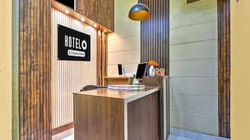 House | Reception