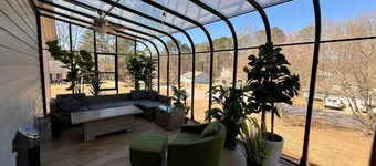 Fantastic 3BR House with Patio + Sunroom + Grill