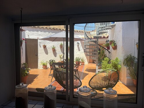 House with jacuzzi and sauna ideal for relaxing in a small village of 100 inhabitants.