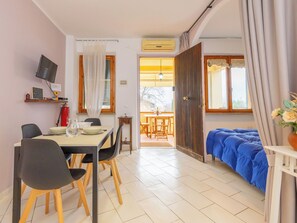 Dining - Casa Lucia by Interhome (Montescudaio)