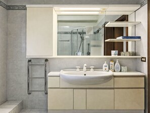 Towels - Etrusco Apartment by Interhome (Arezzo)