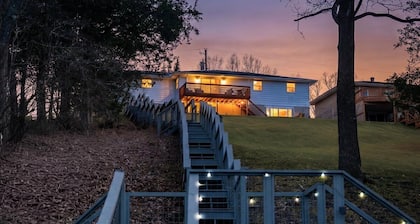 The PorterPlace, Kayaks, Canoe, FirePit, Waterfront