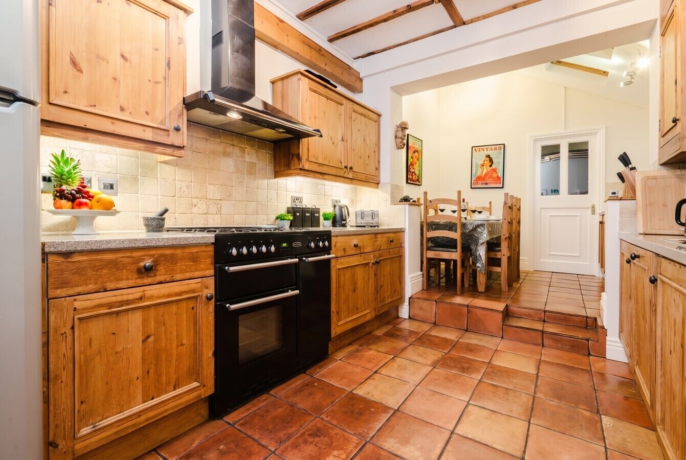 Fridge, oven, stovetop, toaster