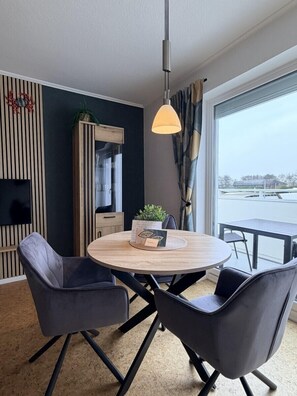 Dining - House Poseidon, vacation apartment POS01 (Cuxhaven)