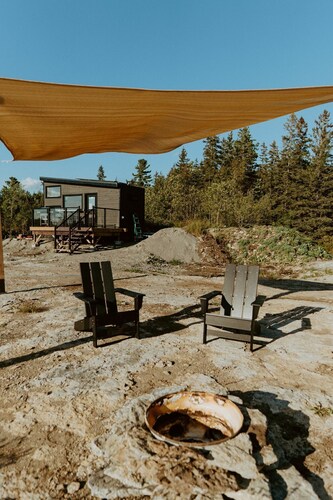 Hawkweed Cabin | Magnificent Lakefront Property