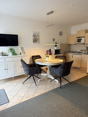 Dining - House Poseidon, Apartment POS03 (Cuxhaven)