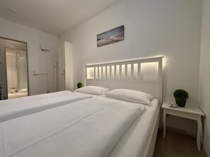 1 bedroom, free WiFi - House Poseidon, Apartment POS03 (Cuxhaven)