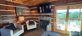 Lakeview Livin' Cozy Cabin in charming Whitney