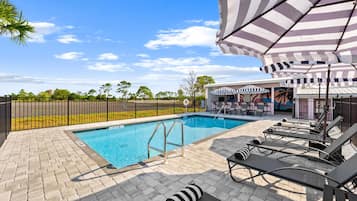 Outdoor pool, sun loungers