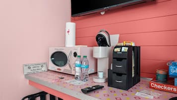 Studio, Resort View | Private kitchenette | Mini-fridge, microwave, coffee/tea maker