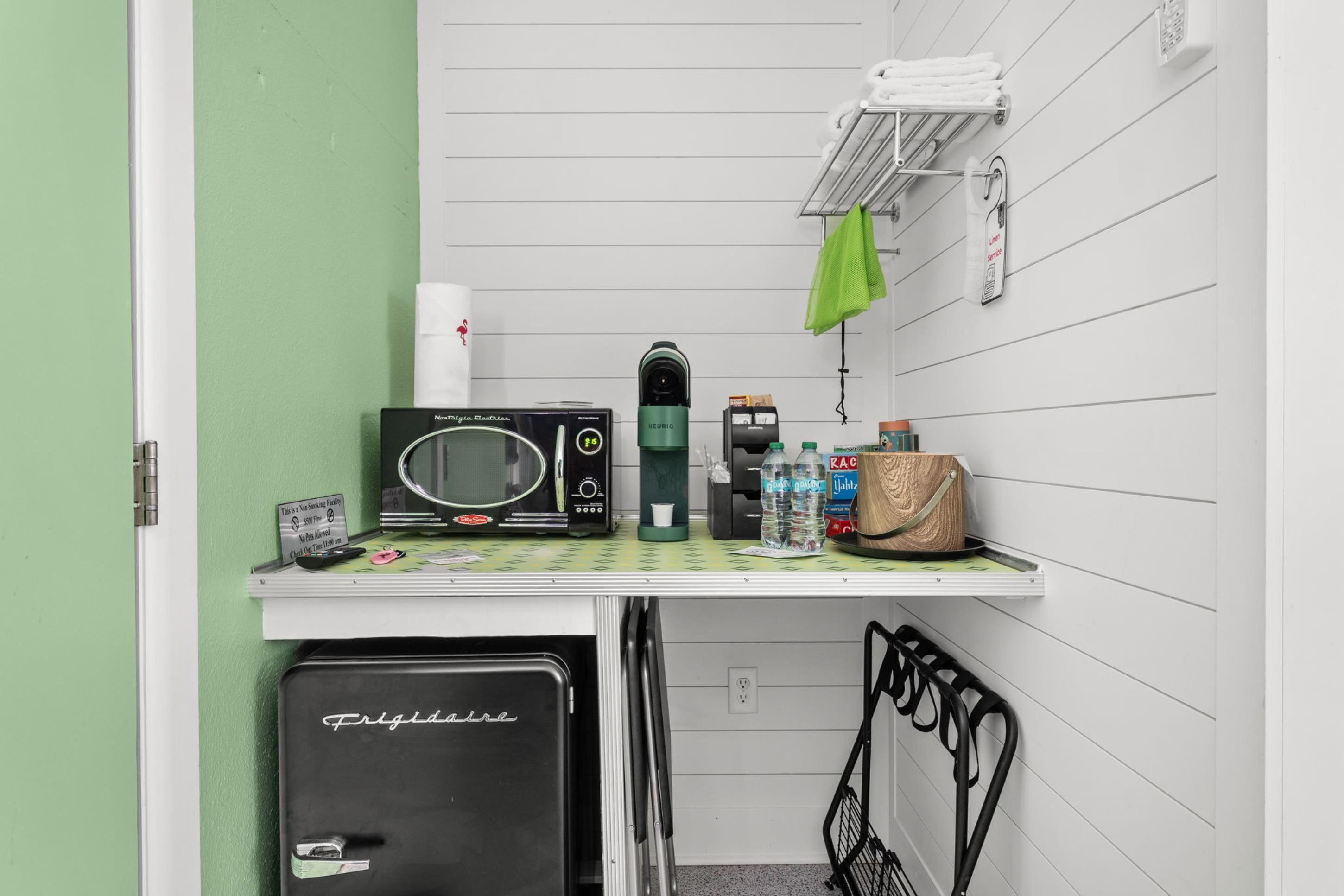 Studio, Resort View | Private kitchenette | Mini-fridge, microwave, coffee/tea maker