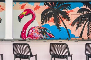 Terrace/patio - The Pink Flamingo Boutique Motel (Port St. Joe)