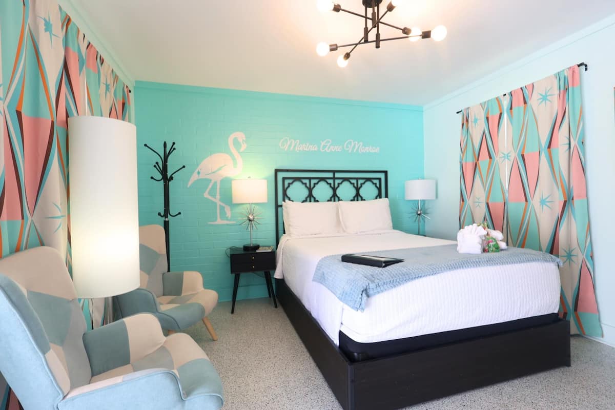 Trang trí khác biệt, trang bị nội thất với thiết kế riêng biệt