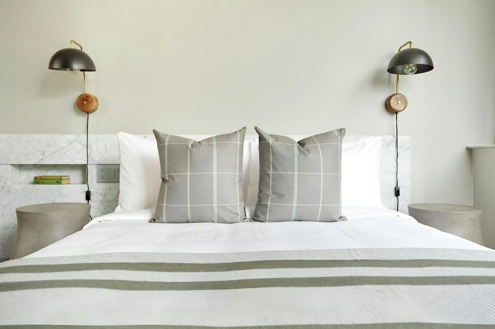 Deluxe Suite, Balcony