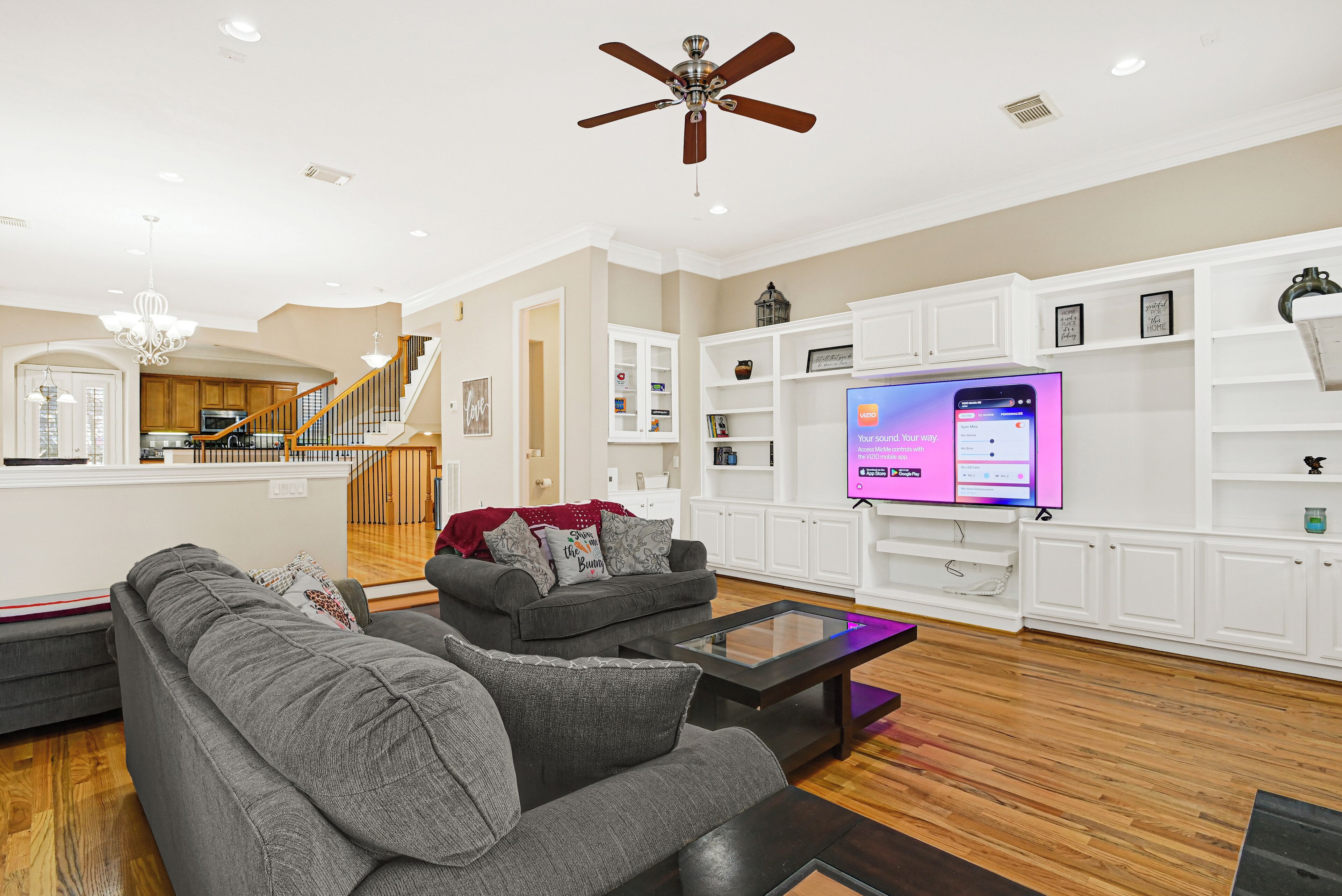 Enjoyable 3-bedroom Townhome Near Nrs & Medical Center Is Perfect For Your Stay. - Houston, TX
