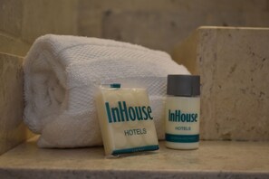 Bathroom amenities - InHouse Ciudad del Carmen  (Ciudad del Carmen)