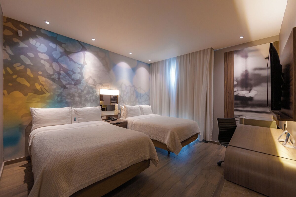 Standard Room, 2 Double Beds | Premium bedding, minibar, desk, laptop workspace