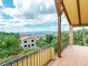 House | View from property - Lakefront Retreat in Casas del Monte (Casas del Monte)