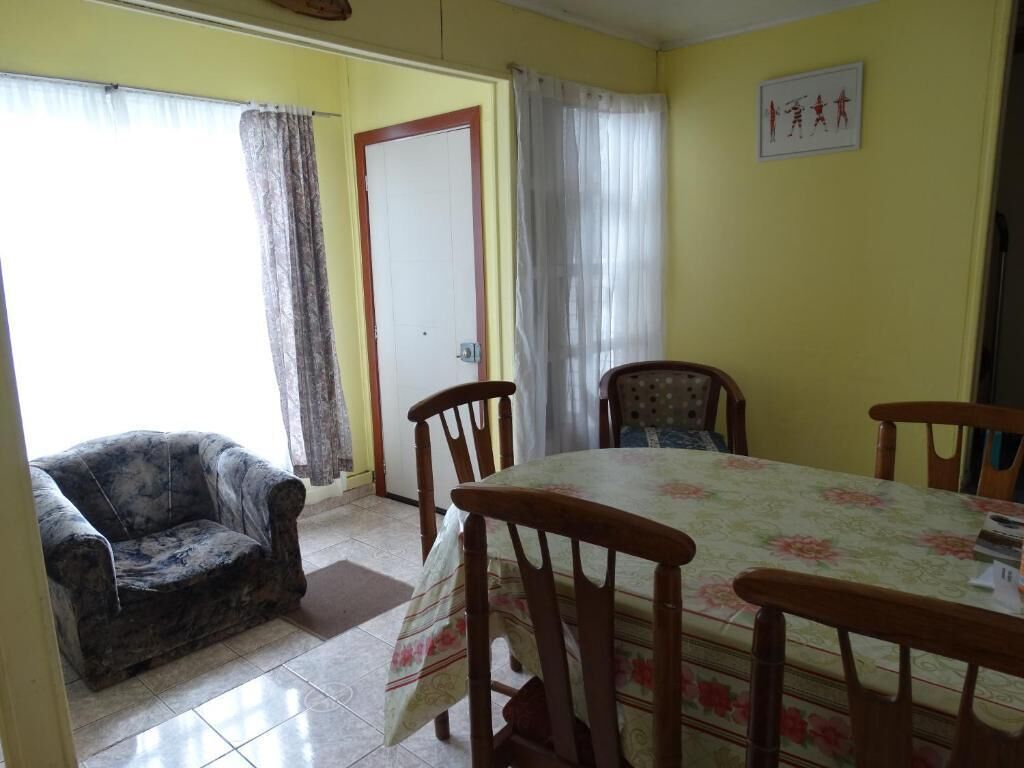 Chambre Simple, patio, vue ville | Restauration