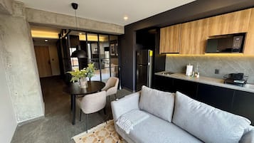 Leilighet, 1 soverom | Oppholdsrom