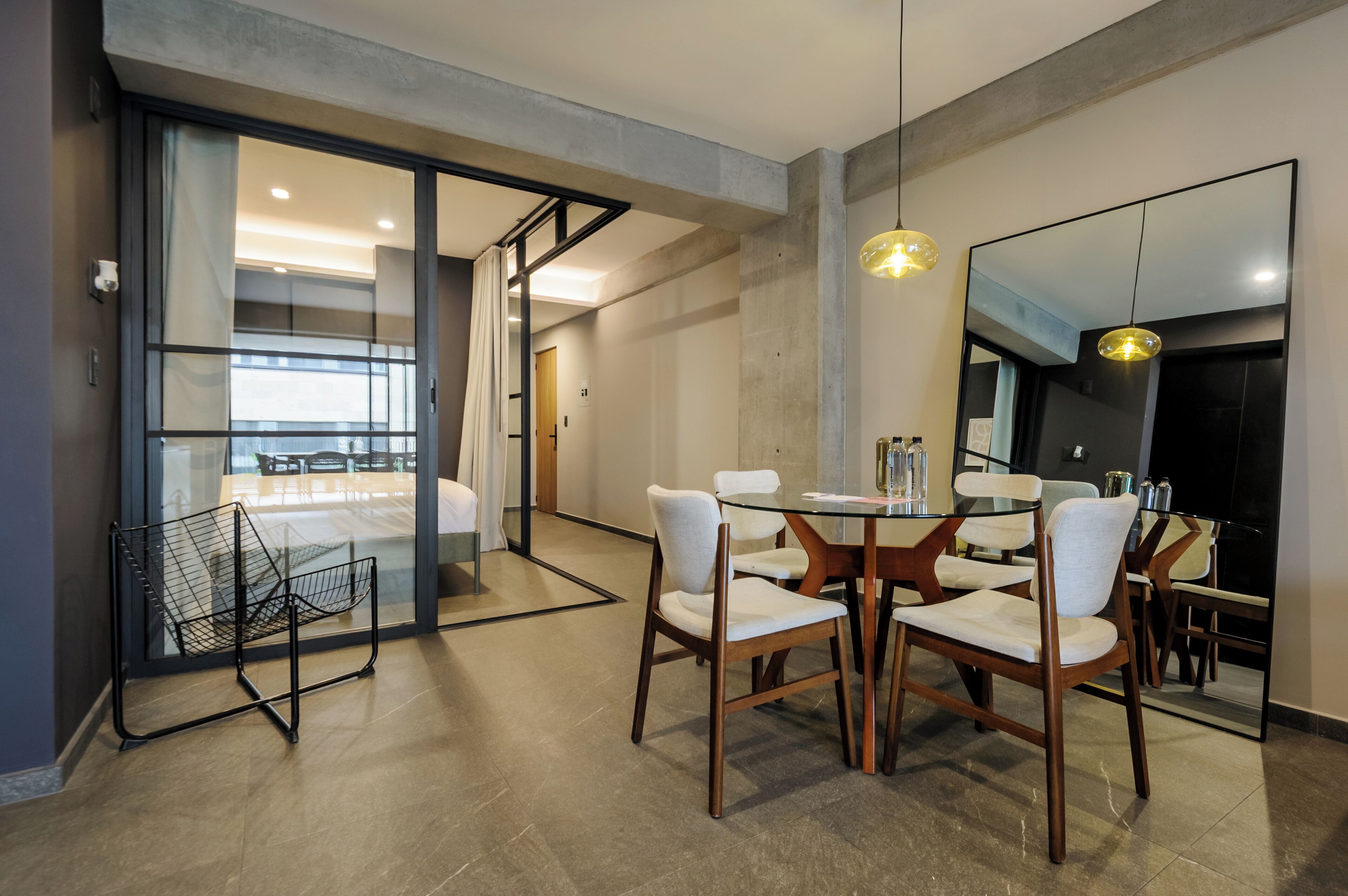 Apartment (204) | Dining room