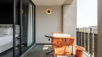 Apartment (602) | Balkon