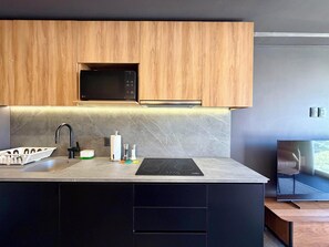 Apartment (602) | Private kitchen - Sennse by Wynwood House (Mexico City)