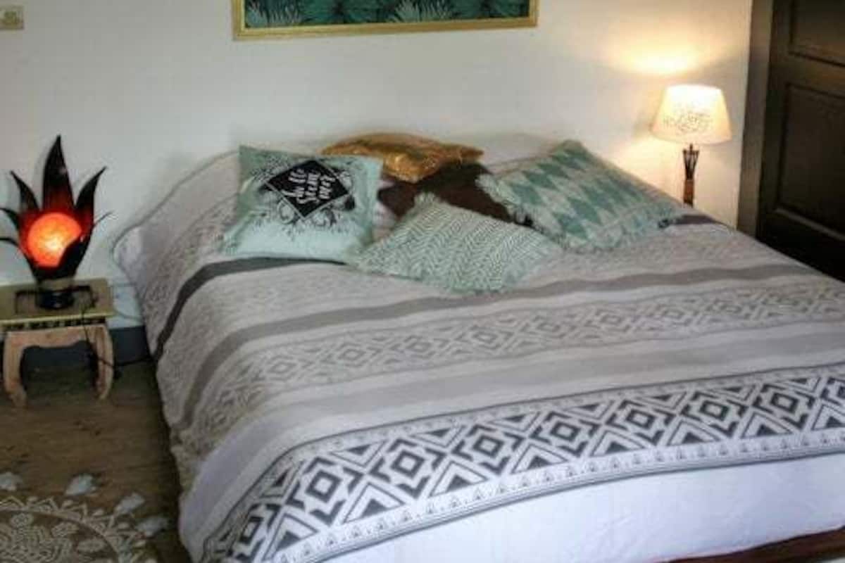 Family Room, Private Bathroom