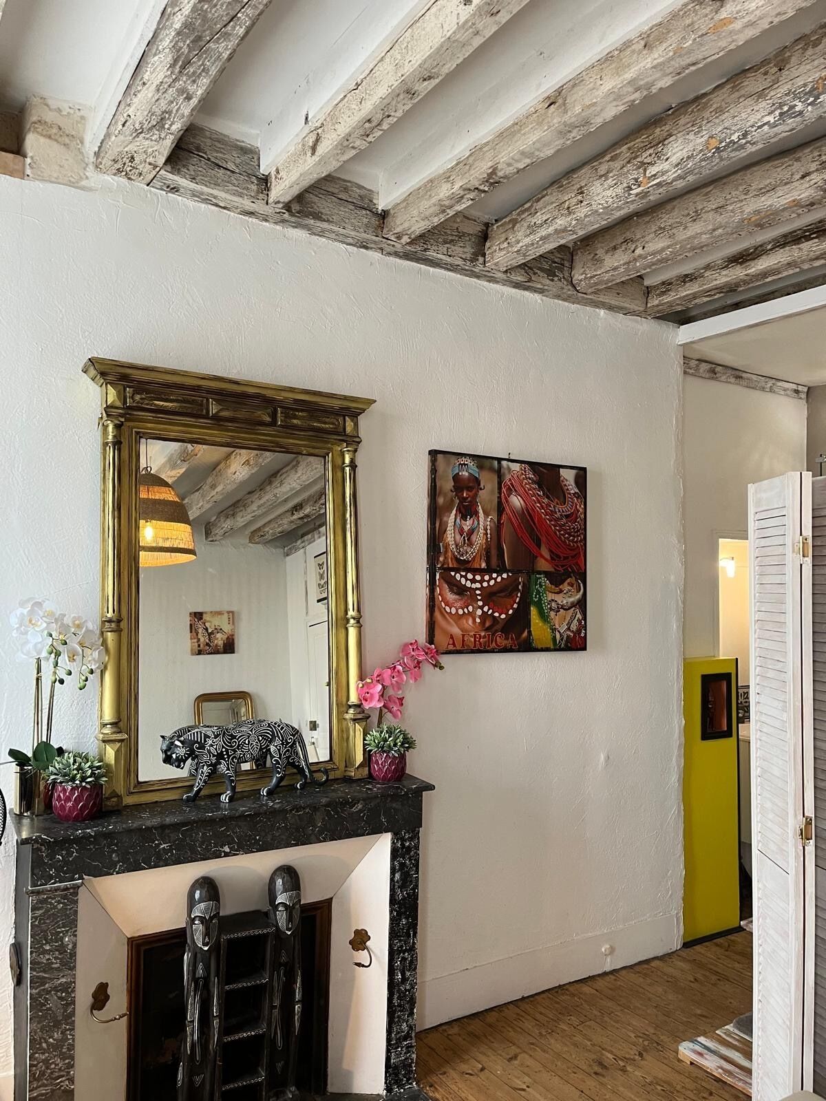 Chambre Familiale, salle de bains privée, vue ville