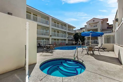 Howard Johnson By Wyndham Tempe University/Phoenix