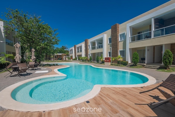 Basic Apartment | Pool - Condo Apt w/ Pool in Guarajuba Agu0000 (Camaçari)