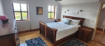 Spacious 4-bedroom house in charming Glin perfect for your Ireland getaway