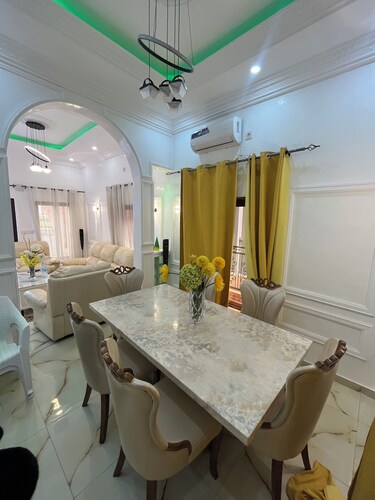 Chic 2-bedroom apartment