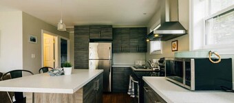 Forest Hills Lane Cottage