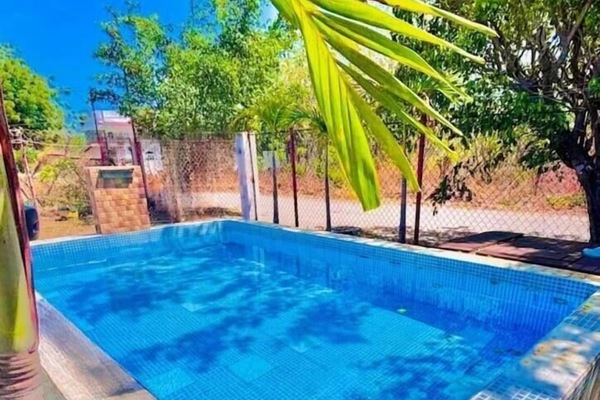 Shared Dipping Pool