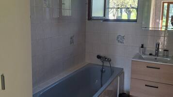 SĂšche-cheveux, papier toilette