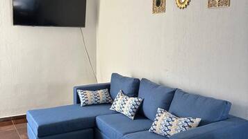 Casa, 2 habitaciones | Área de sala de estar
