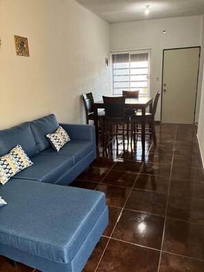 House, 2 Bedrooms | Living area - Modern 2-bedroom House in Guaymas (Guaymas)