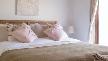 Cabin, Garden View | Free WiFi