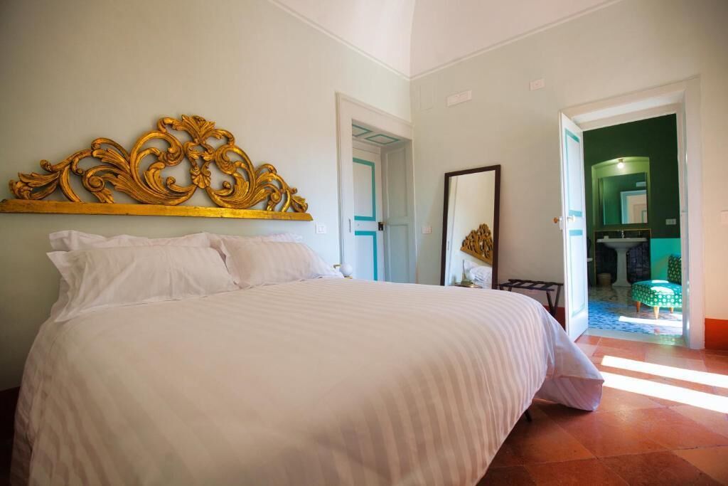 Chambre Double, balcon, vue cour intérieure | Wi-Fi gratuit