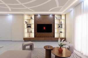 Apartamento luxo, 3 quartos, sacada, vista para a cidade | Parte interna