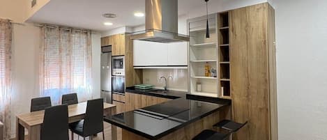 Kühlschrank, Herdplatte