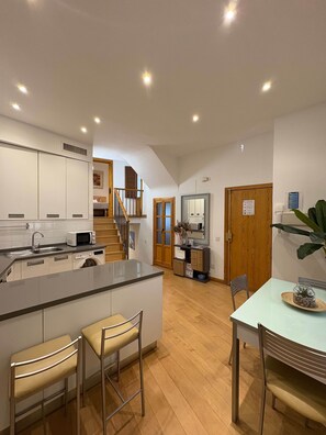 Interior - Juan de Mesa Apartment (Córdoba)