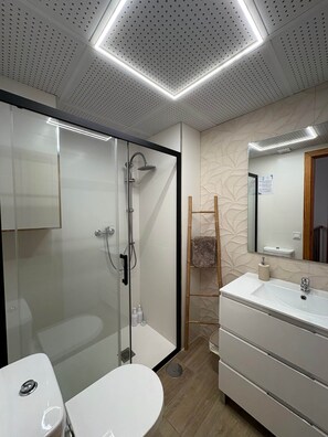 Hair dryer - Juan de Mesa Apartment (Córdoba)