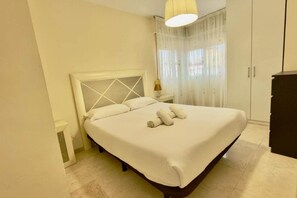 Room - Los Omeyas Apartment (Córdoba)