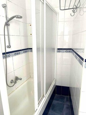Bathroom - El Indiano Apartment (Córdoba)